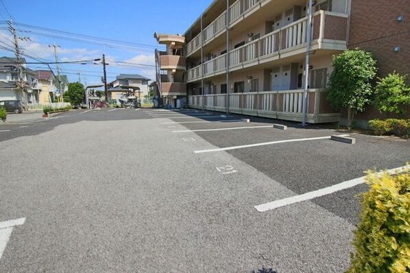 フルーエント芝山の物件内観写真